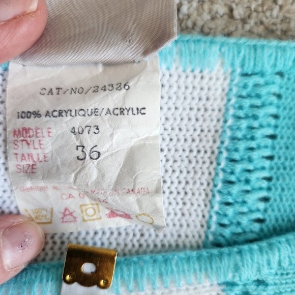 80s Vintage SEARS Teal and White Women's Knit Top 3/4 Length Sleeve Sweater - Picture 12 of 12